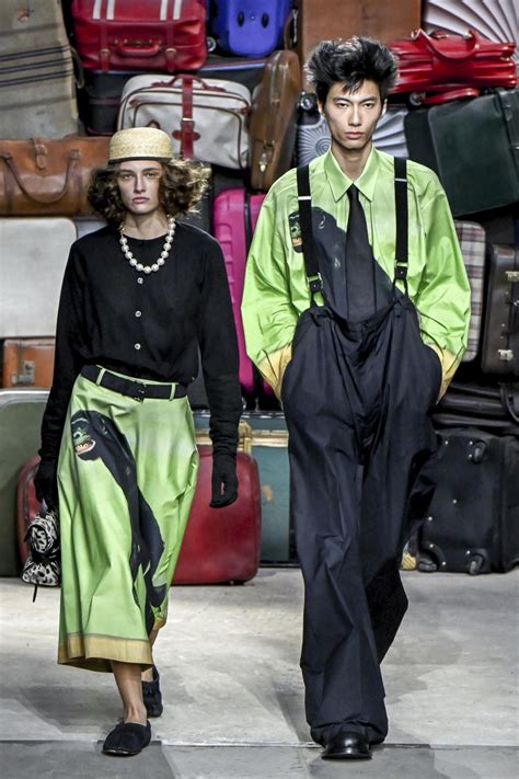 Moschino shreds fashion rules and Dsquared2 turns up the heat 